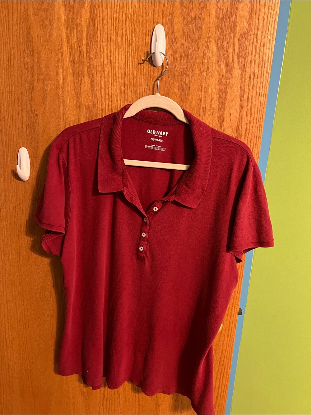Old Navy Women's Polo Top in Burgundy size XXL